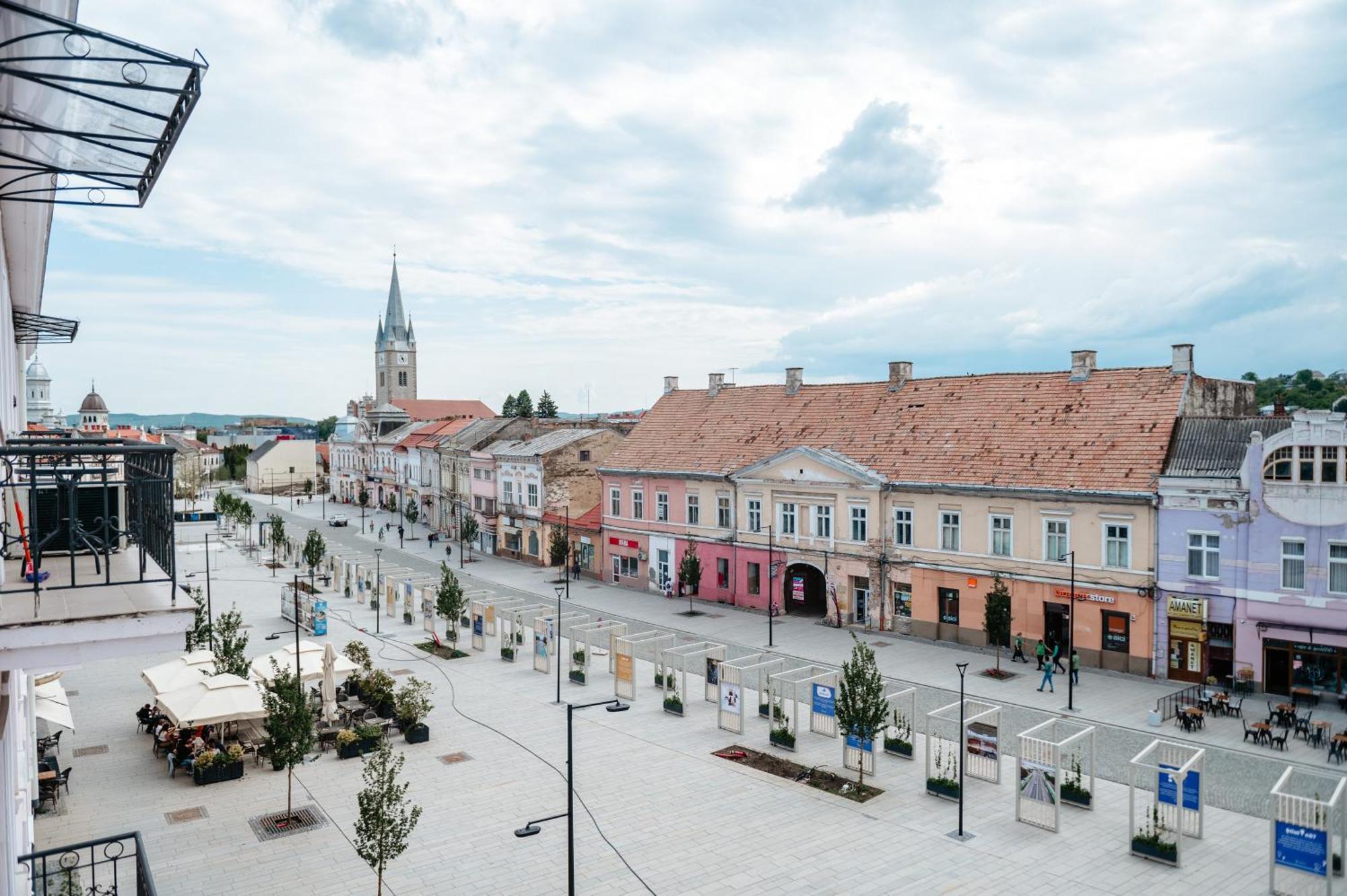 Central Nest Torda Kültér fotó